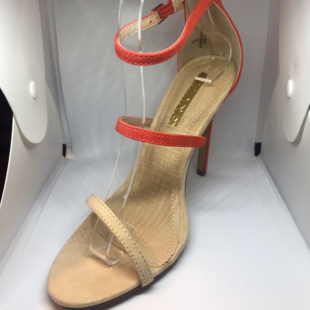 Shoes - Picture 6 of 6